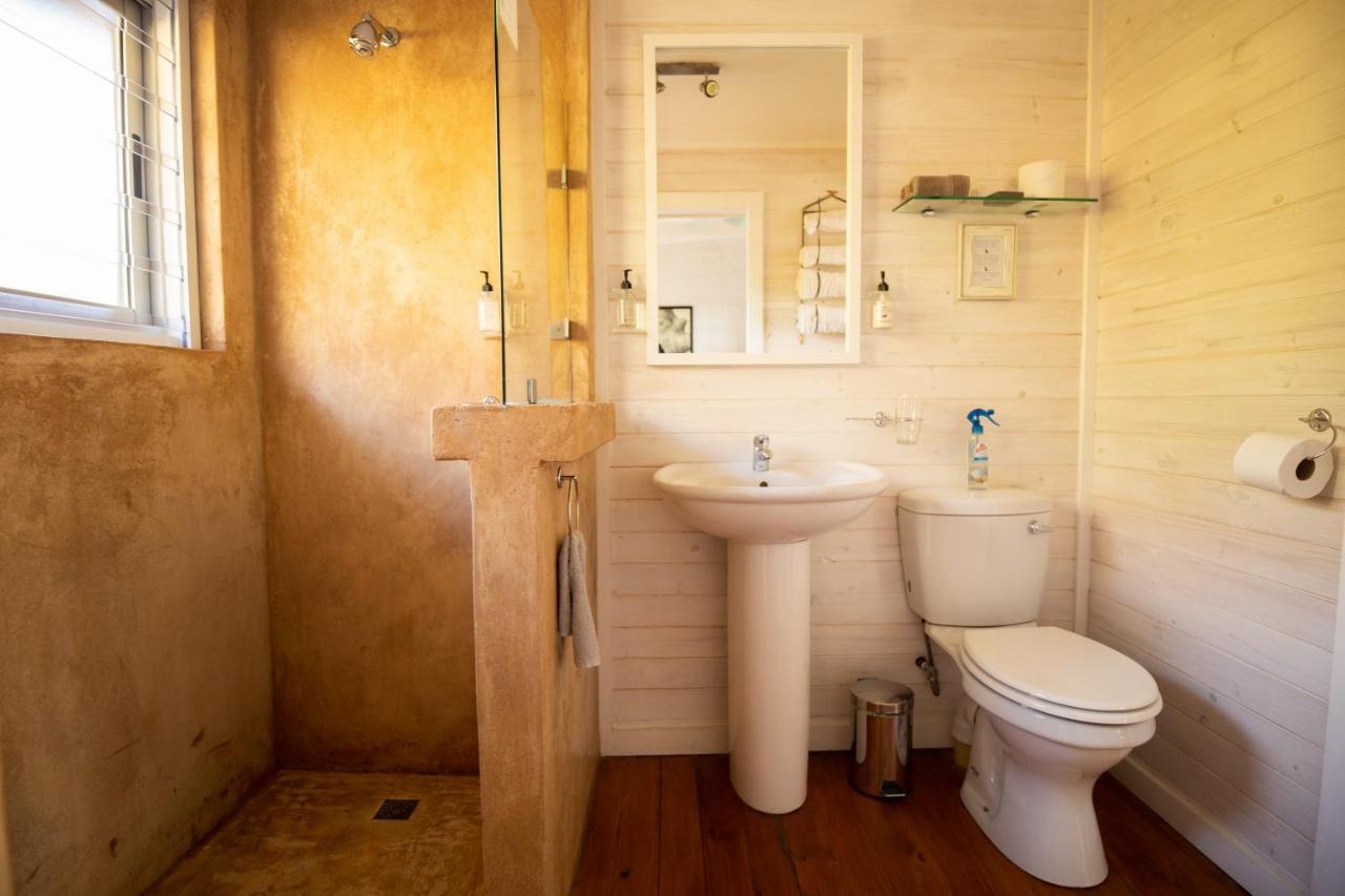 Big Sky Cottages Wolseley Экстерьер фото